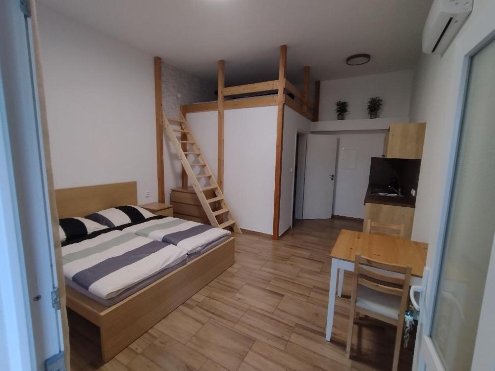 Ubytovani Zahrada Velké Pavlovice Exterior foto